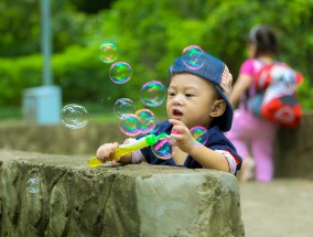 艾吉纳斯盘中异动 大幅下挫5.00%